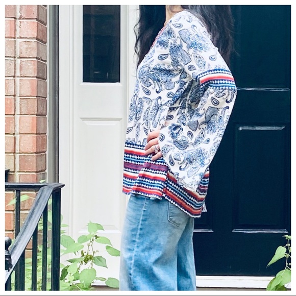 GYPSY CHIC LONG SLEEVES PRINT TOP - Picture 10 of 13